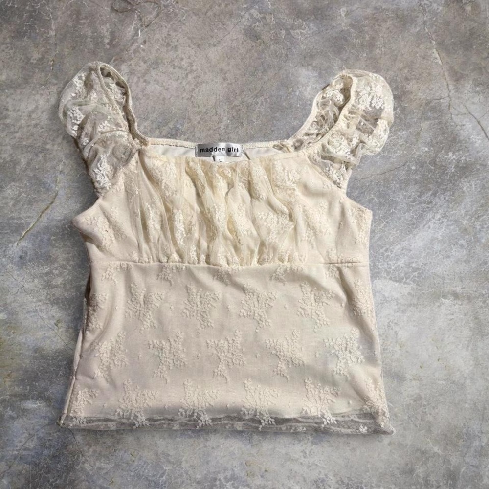 Madden Girl White lace fairycore baby doll top with sheer puffy sleeves Size L